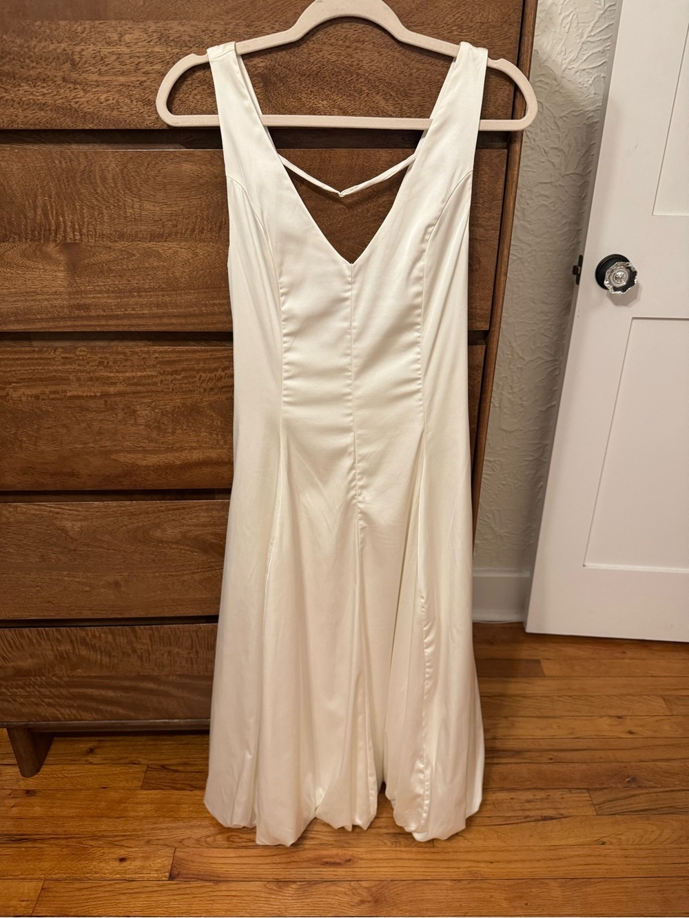 Abercrombie & Fitch White V-Neck Maxi Dress